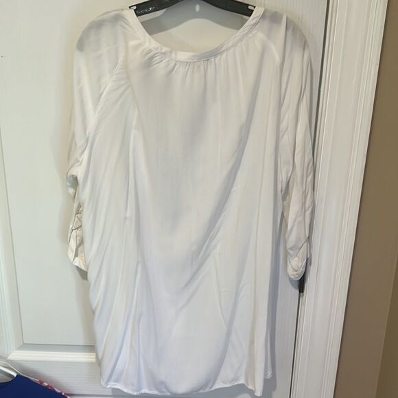 KC Kahkis & Co white button down roll sleeve white top - Picture 6 of 6